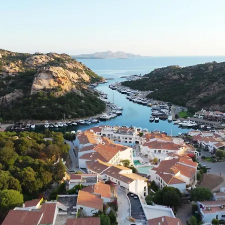 W Sardinia - Poltu Quatu Otel 5*