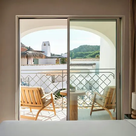 W Sardinia - Poltu Quatu Otel