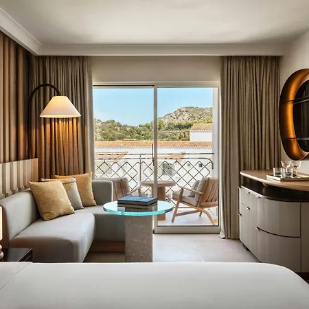 W Sardinia - Poltu Quatu Otel Porto Cervo