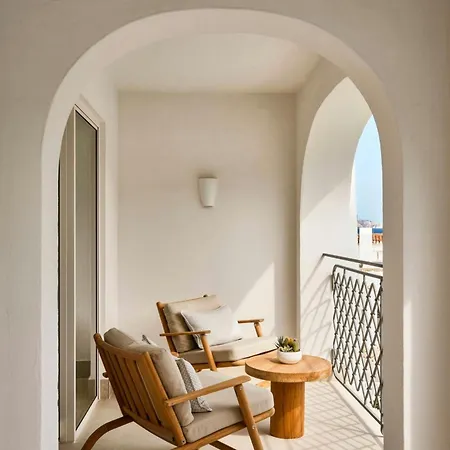 Отель W Sardinia - Poltu Quatu 5*