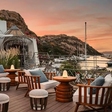 Otel W Sardinia - Poltu Quatu