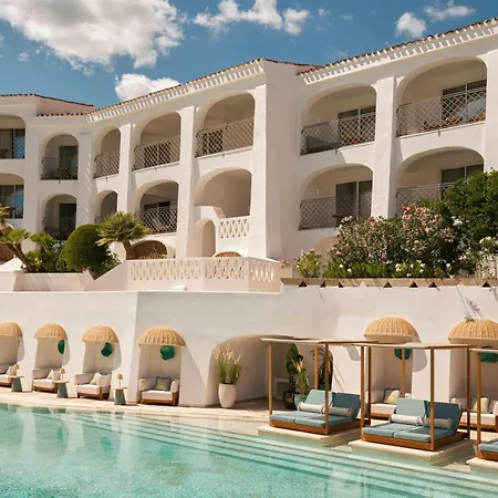Otel W Sardinia - Poltu Quatu
