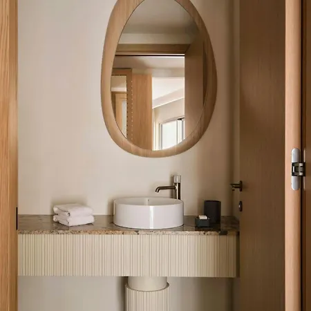 W Sardinia - Poltu Quatu Hotel