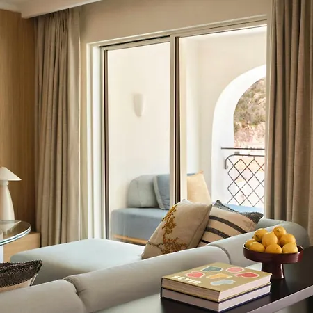 Otel W Sardinia - Poltu Quatu 5*