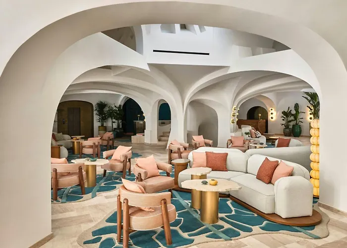 W Sardinia - Poltu Quatu Порто-Черво