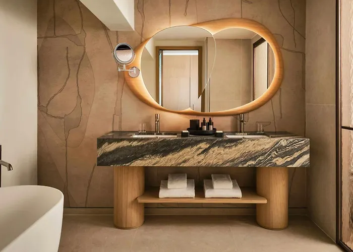 W Sardinia - Poltu Quatu Hotel