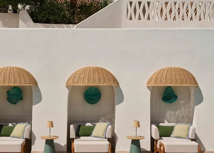 W Sardinia - Poltu Quatu Отель